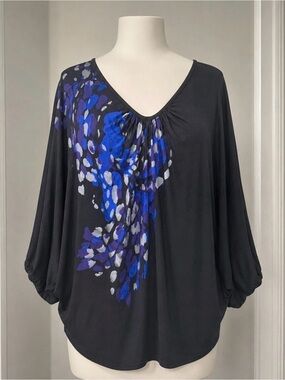 Elle oversized wide sleeve size medium top
